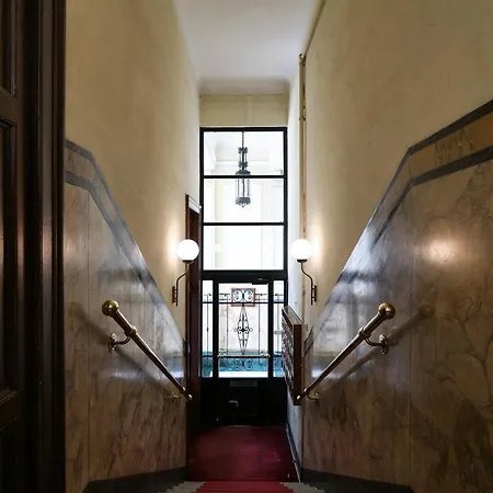 Contempora - Cermenate 54b * Milan